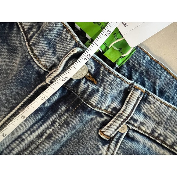 FREE PEOPLE NWT WOMEN'S 30 FREE "THE VIRGIN LABEL" DISTRESSED STRAIGHT LEG JEAN - Picture 8 of 9